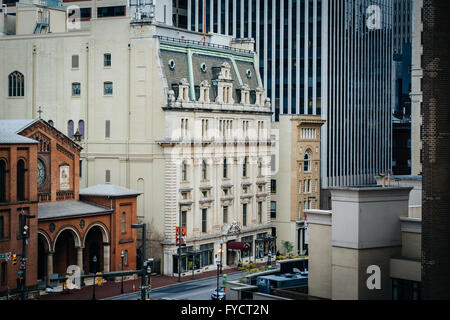 Überblick über unterschiedliche Architektur in der Innenstadt von Baltimore, Maryland. Stockfoto