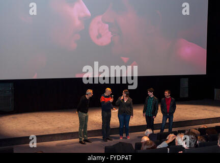 Montreuil, Frankreich, Olivier Ducastel und Jacques Martineau, französischer Filmemacher bei Präsentation der neuen Gay AIDS Thema Film, "Théo & Hugo im selben Boot" im Kino Mélies Stockfoto