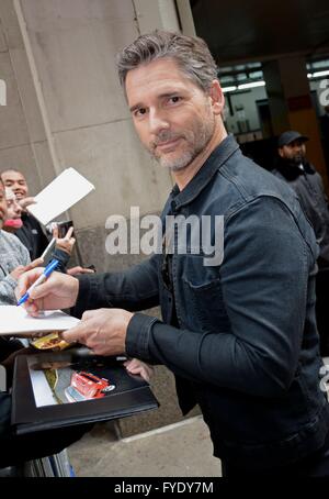 New York, NY, USA. 26. April 2016. Eric Bana unterwegs für Promi-Schnappschüsse - di, New York, NY 26. April 2016. Bildnachweis: Derek Sturm/Everett Collection/Alamy Live-Nachrichten Stockfoto