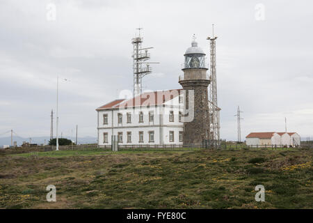 Faro de Cabo Erbsen, Asturien, Nordspanien. Stockfoto