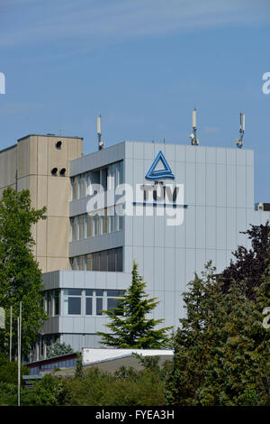 TÜV Rheinland Pruefstelle, Pichelswerderstrasse, Spandau, Berlin, Deutschland / TÜV Stockfoto