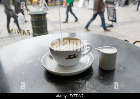 Caffe Nero, Kaffeehaus, Norwich, Norfolk, England Stockfoto