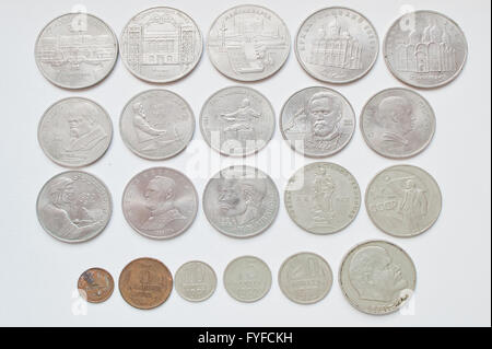 Satz von sowjetischen russischen Jubiläum Rubel Münzen, alle USSR flektiert. Stockfoto