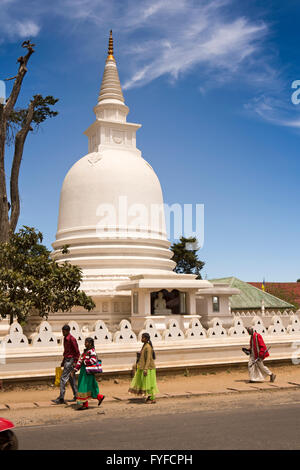 Sri Lanka, Nuwara Eliya, internationalen buddhistischen Zentrum Stupa Stockfoto