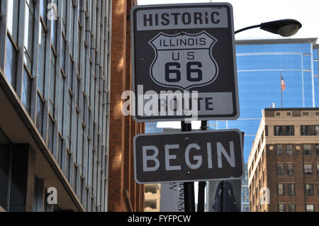 Chicago, Illinois, USA - 17. August 2013: Beginn der Route 66 Schild, Chicago Stockfoto