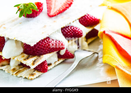 Kleiner Erdbeerkuchen Stockfoto