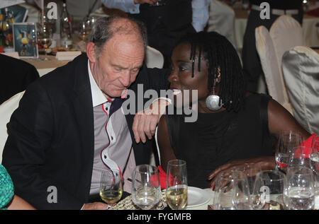 Michael Mendl und Dr. Auma Obama Stockfoto