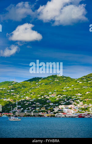 Sonnenuntergang in St. Thomas von Carnival Cruise Stockfoto