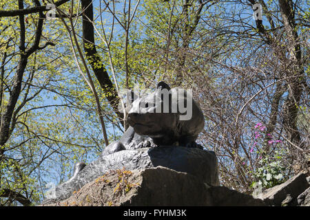 "Noch Hunt" Cougar Skulptur, Ost fahren, "Cat Hill', Central Park, New York Stockfoto