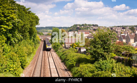 Bath, England - 25. Mai 2013: A erstes Great Western Intercity 125 Zug durch Bath in Somerset. Stockfoto