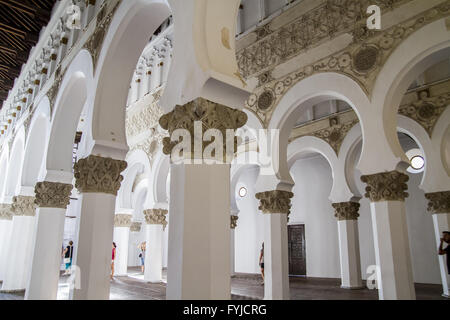 Denkmal, Santa María la Blanca ist ein Tempel befindet sich in der spanischen Stadt Toledo. Im Jahre 1180 als Synagoge gebaut Stockfoto