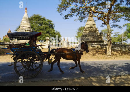 Pferdekutsche, Nyaung U, Bagan, Myanmar Stockfoto