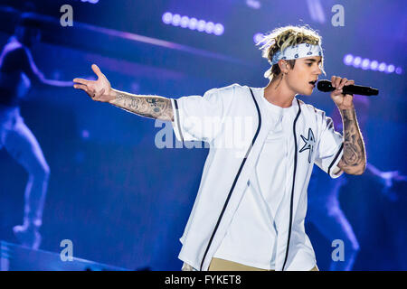 Auburn Hills, Michigan, USA. 25. April 2016. JUSTIN BIEBER durchführen auf seinen Zweck World Tour im Palace of Auburn Hills in Auburn Hills, Michigan am 25. April 2016 © Marc Nader/ZUMA Draht/Alamy Live News Stockfoto