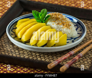 Mango und klebrigen Reis. Thai Dessert Thailand Essen Stockfoto