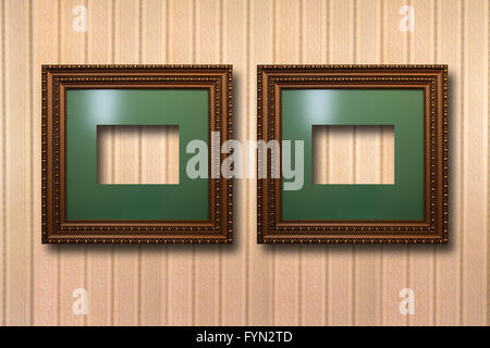 Vergoldeter Holzrahmen für Bilder im Hintergrund Stockfoto