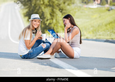 Tablet zu teilen. Stockfoto