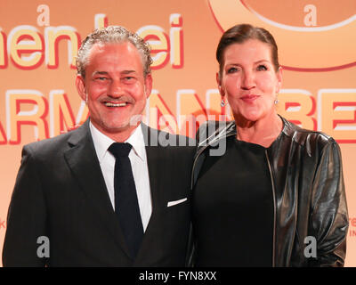 Rolf Kanies und Katy Karrenbauer Stockfoto