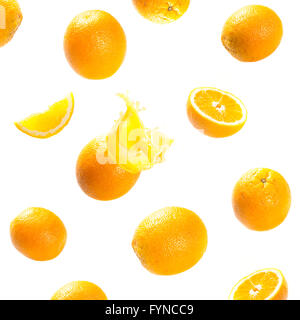 fallen und explodierende Reife Orangen Stockfoto