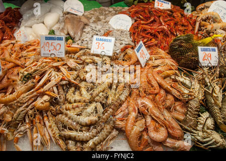 Meeresfrüchte, Fisch, Mercat de Sant Josep befindet sich auf der La Rambla, La Boqueria, Barcelona, Spanien Stockfoto