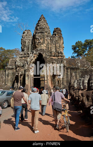 Stau am Südtor, Angkor Thom (12. Jahrhundert-Tempel-Komplex), Weltkulturerbe Angkor, Siem Reap, Kambodscha Stockfoto