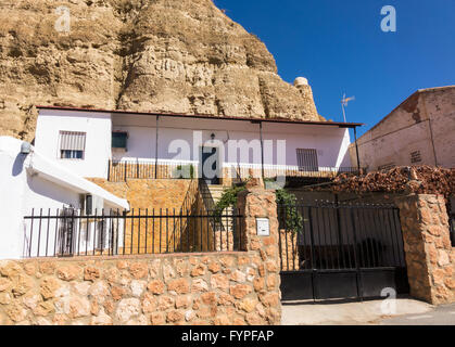 Ungewöhnliche Höhlenwohnungen in Purullena in der Nähe von Guadix, Spanien Stockfoto