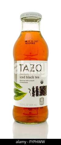 Winneconne, Wisconsin - 14. Januar 2016: Flasche Tazo Bio Eistee schwarzer Tee. Stockfoto
