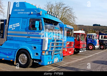 Klassischen kommerziellen LKW bei der Teilnahme an der jährlichen Wirtschaftsverkehr in Erhaltung Gillingham Versammlung Warminster Stockfoto