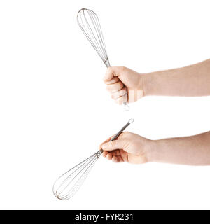 Satz von Hand, die einen Schläger Mixer Schneebesen, Zusammensetzung, die über dem weißen Hintergrund isoliert Stockfoto