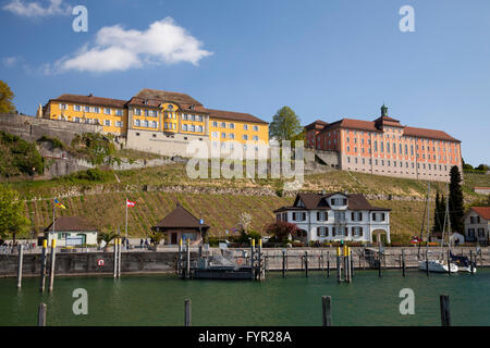 Das staatliche Weingut über dem Hafen, Meersburg, Bodensee, Baden-Württemberg, Deutschland Stockfoto