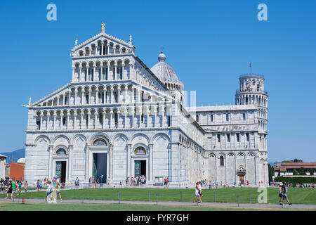 Kathedrale von Pisa und der schiefe Turm Piazza Dei Miracoli Tuscany Italien Europa Stockfoto