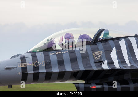 türkische Luftwaffe f-16 "Soloturk" auf der ILA (Internationale Luft Und Raumfahrtausstellung) Berlin Stockfoto