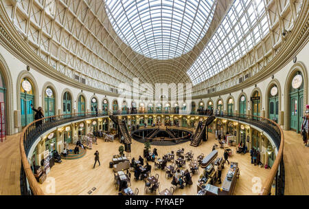 Innenraum der Corn Exchange, Leeds, UK. Stockfoto