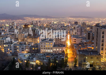 Teheran in der Nacht, Teheran, Iran Stockfoto