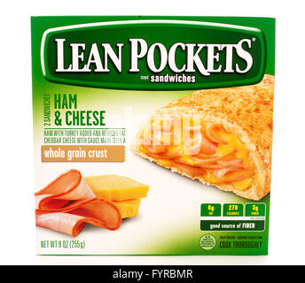 Winneconni, WI - 13. Juni 2015: Box von Lean Pockets Schinken und Käse Geschmack. Stockfoto