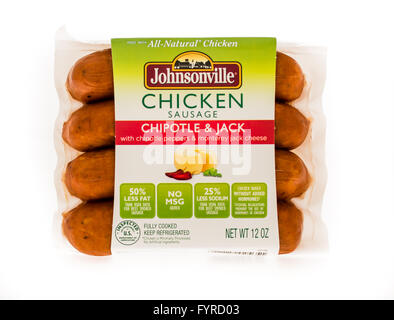 Winneconne, Wisconsin - 7. August 2015: Paket Johnsonville Huhn Wurst mit Chipotle Paprika und Monerery Jack Käse Stockfoto