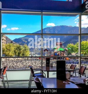Rastaurant-Cafe in Andorra La Vella. Andorra. Stockfoto