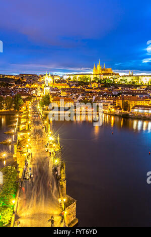 Unsere in der Abenddämmerung Stockfoto