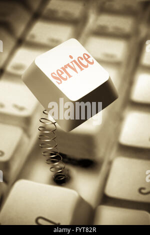 Münze-Stack mit Pfeil Diagramm Stockfoto