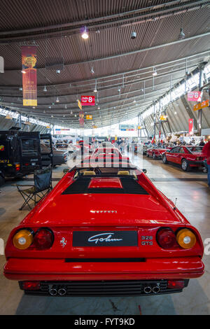 Sportwagen Ferrari 328 GTS (Typ F106), 1986. Sicht nach hinten. Stockfoto