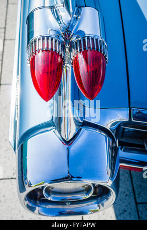 Detail der Heckflügel und Bremslichter des Autos Cadillac Coupe de Ville, 1959. Stockfoto