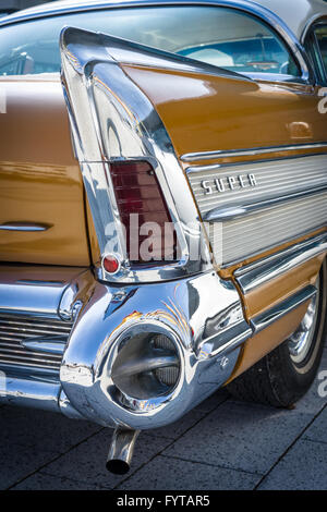 Fragment von Buick Super Rivera (hintere Bremse Lichter), 1958. Stockfoto