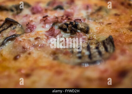 Pizza Schinken Stockfoto