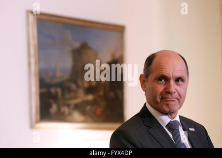 Volfgang Sobotka Rom 27. April 2016. Österreichische Botschaft. Pressekonferenz der Minister des Inneren des österreichischen über die Schranken der Grenze zwischen Österreich und Italien für Migranten.  © Insidefoto/Alamy Live-Nachrichten Stockfoto