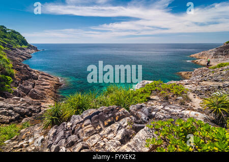 Meeresblick vom Aussichtspunkt am Tachai Insel, Phangnga, Thailand. Stockfoto