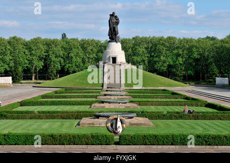 Sowjetisches Ehrenmal in Treptow, Berlin, Deutschland Stockfoto
