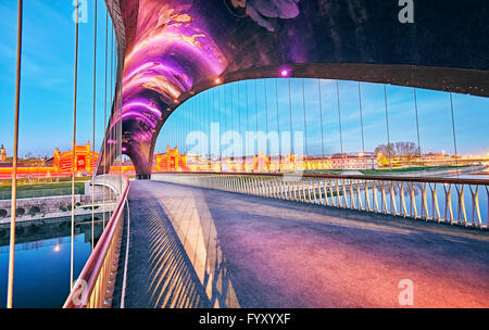 Matadero Brücke mit städtischen Motiven Mosaiken von Daniel Canogar. Madrid-Rio. Madrid, Spanien. Stockfoto