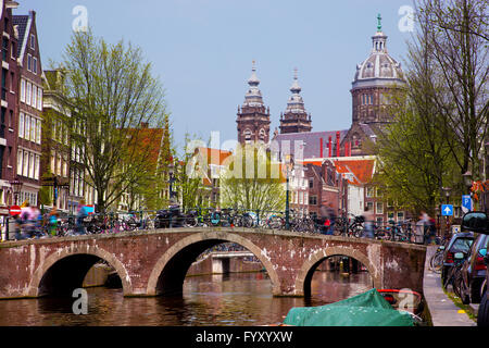 Amsterdam, alte Stadt Kanal, Boote. Stockfoto