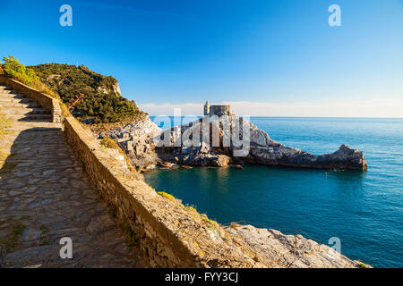 Portovenere Küstenblick in Golf der Dichter Stockfoto