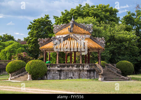 Pavillon im kaiserlichen königlichen Palast der Nguyen Dynastie in Hue Stockfoto