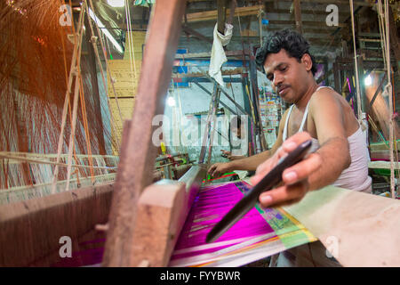 Jamdani saree Arbeitnehmer © jahangir Alam onuchcha/alamy Stockfoto